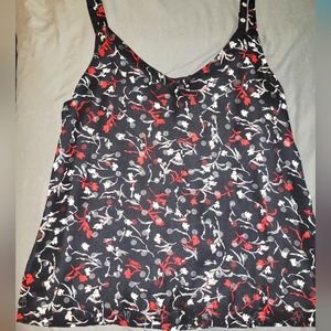 White House Black Market reversible tank